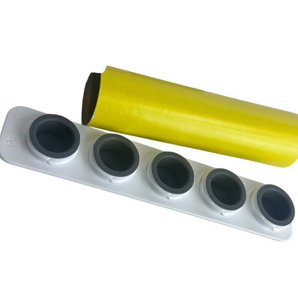 The Original High Fiver Palette by pak Travel Makeup Liquid Container - Picture 6 of 6